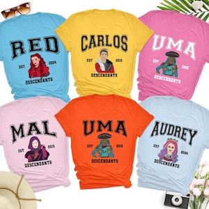 Personalisiertes Disney Nachkommen Charaktere Shirt, Rot Mal Uma Audrey Carlos, Aufstieg des roten T-Stücks, Komfort Farbe, Disney Familie Passendes Shirt