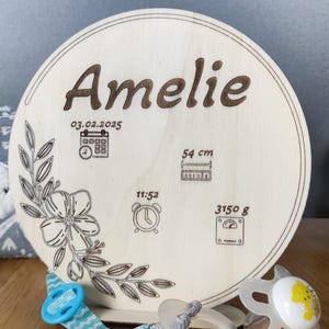 plaque nominative ronde personnalisée plaque nominative en bois avec données de naissance - cadeau personnalisé pour naissance - bébé