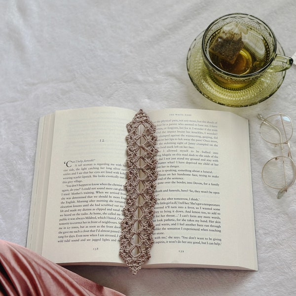 Vintage lace bookmark, handmade crochet book accessories, intricate lace detailed gift for bookworms