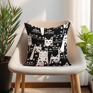 Black White Cat Pattern Throw Pillow Cover , Cat Lover Pillowcase, Cute Decorative Couch Pillow, Cute Cushion Cover, Modern Home Decor
