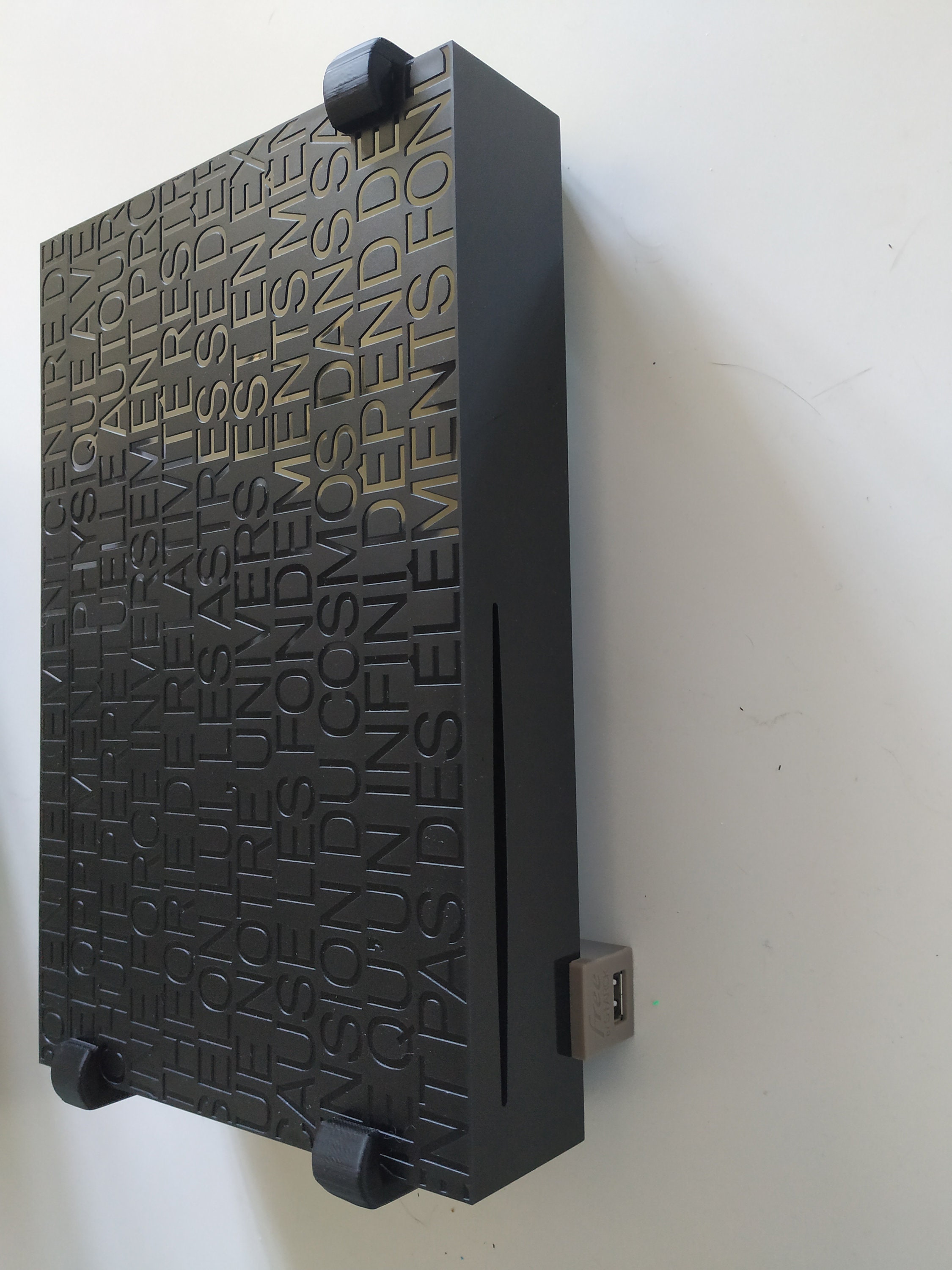 Support Mural Pour Livebox 6 Et 7 - Noir, Ventilation Optimisée - Fabriqué En France - 3