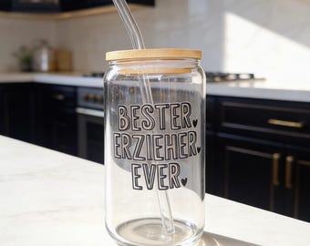 Cadeau pour les enseignants, fin d'année de maternelle, idée cadeau pour dire au revoir à la garderie : verre avec couvercle en bambou et paille.