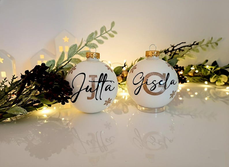 Personalized Christmas baubles with name – personalized glass Christmas tree ornament with gift box | Ø 6 or 8 cm - Christmas tree bauble image 2