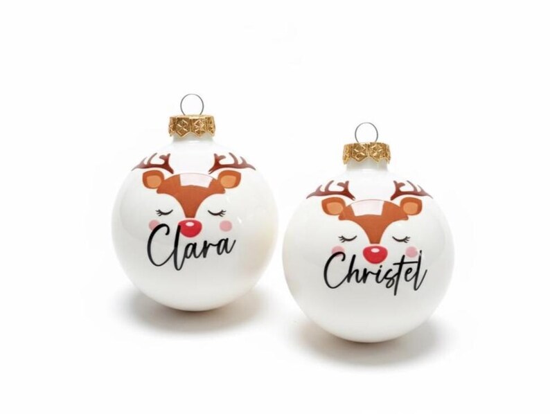 Weihnachtskugeln personalisiert für Kinder – personalisierte Christbaumkugel mit Rentierkopf aus Glas - Ø 8 cm mit Geschenkkarton Bild 3