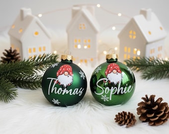Personalized Christmas baubles – glass Christmas tree bauble with gnome – green, Ø 8 cm with gift box, Christmas tree bauble with name
