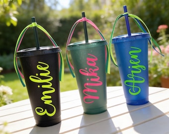 Gobelet personnalisé avec nom – couleurs fluo – gobelet réutilisable pour les anniversaires d'enfants, les cadeaux d'invités et les petits présents.