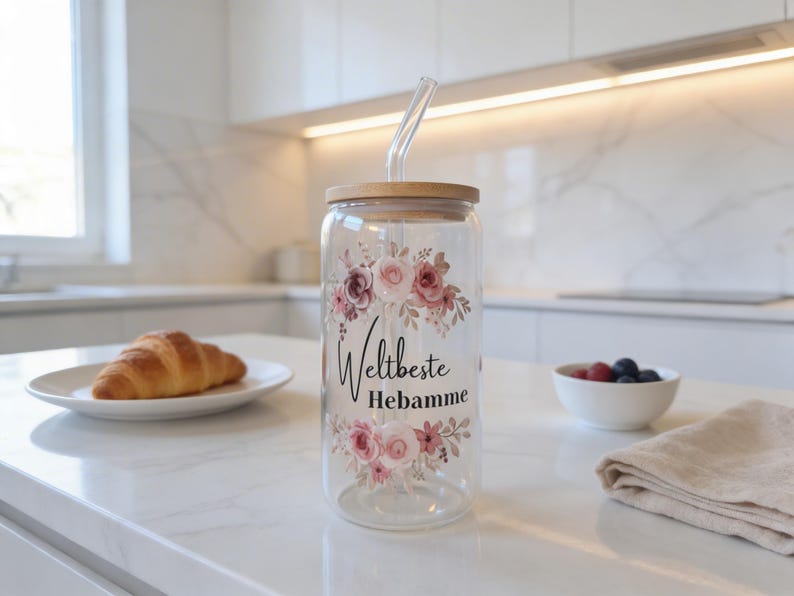 Midwife farewell gift, exclusive drinking glass with bamboo lid and glass straw - Midwife with heart and world's best midwife image 2