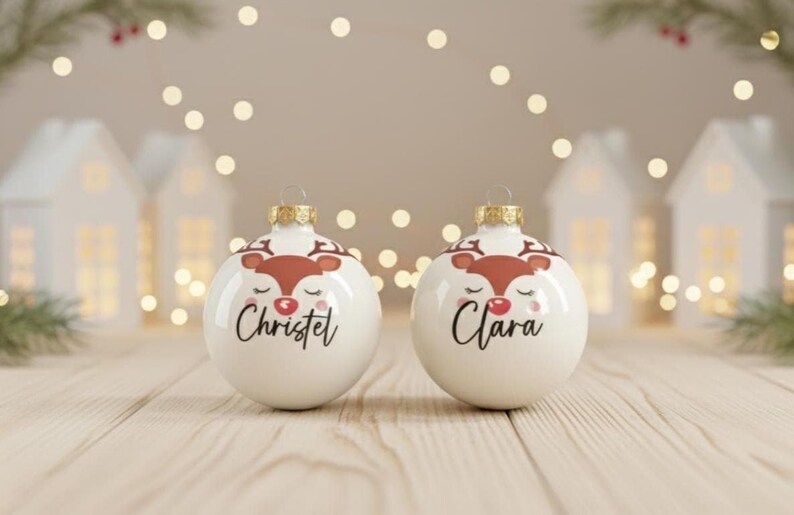 Weihnachtskugeln personalisiert für Kinder – personalisierte Christbaumkugel mit Rentierkopf aus Glas - Ø 8 cm mit Geschenkkarton Bild 5