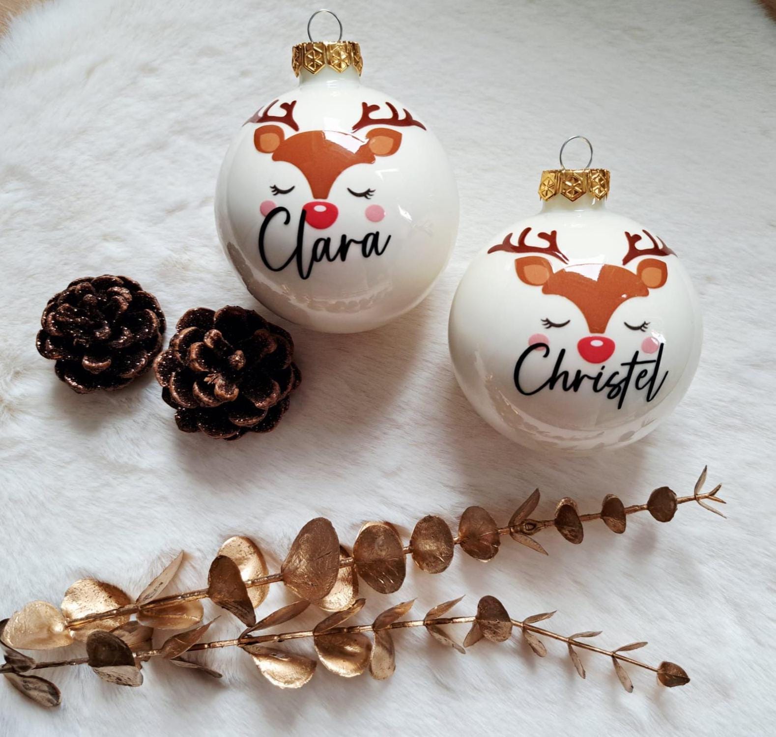 Weihnachtskugel mit Rentierkopf für Kinder