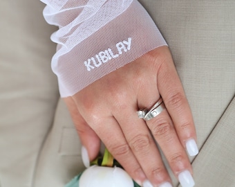 Pochettes de mariage personnalisées. Gants de mariée en tulle fabriqués sur commande, gants de mariée en dentelle amovibles. Mitaines personnalisées pour mariage.