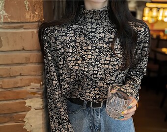 Floral Turtleneck Blouse