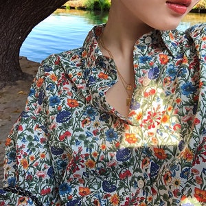 Floral Umlegekragen Artsy Chiffon Bluse / Frühlings-Sommer-Kleidung