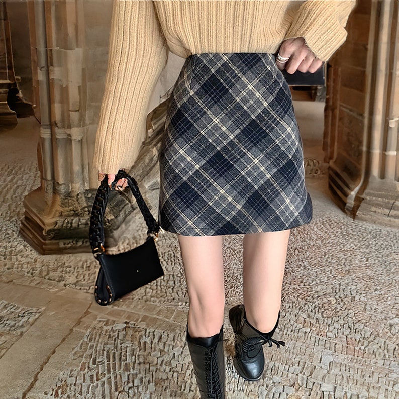 Mini Plaid Skirt / Academia Clothing for Woman Niebieski