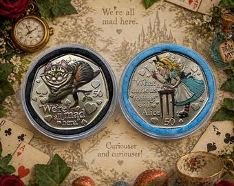 Alice's Abenteuer im Wunderland 50p Set | Grinsekatze & Alice | Handfarbige Abziehbilder | Isle of Man Unzirkuliertes Märchenbuch Geschenk