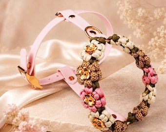 Dog harness with floral design by Tierluxe – Handmade from paracord and Biothane