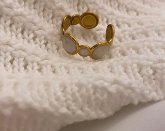Waterproof size adjustable ring in gold vintage "Deep"