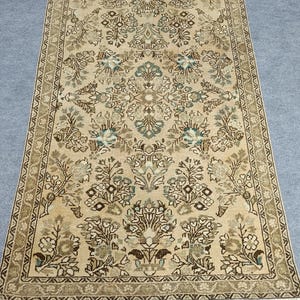 3x5 Vintage Persian rug, Beige Floral Oriental Area Carpet, Hand Knotted Wool Small rug, Traditional Oushak Style Home decor, 3.3x5.1 feet.