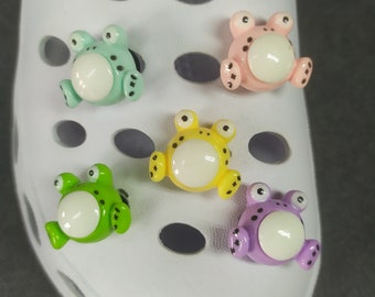 CrocodileCROC, croc Charm , scrapbooking, thème animaux, grenouille, chibi, mignon, kawaii, grenouille à pois, résine 3d