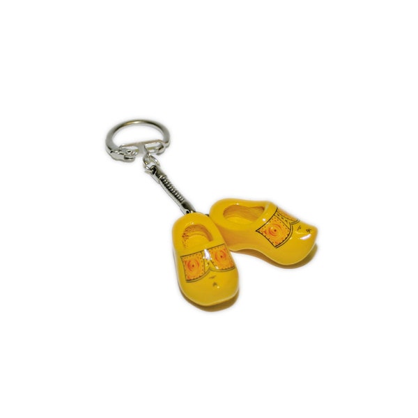 Traditional clog key ring with double yellow piping