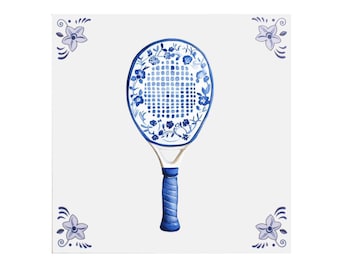 Delfter Keramikfliese: Padelschläger – Handgefertigte Keramikkunst, Delfter Fliese, niederländische Kunst, Padel, Tennis, Sport