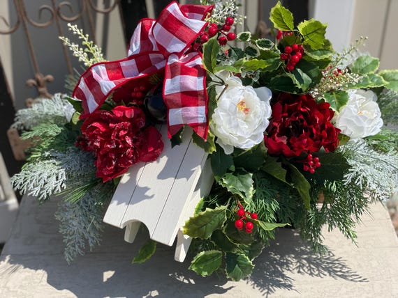 Christmas Centerpiece, Winter Centerpiece with Sleigh, Christmas Centerpiece for Table, Winter Centerpiece for Dining Table, Christmas Decor