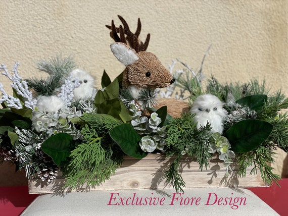 Christmas Centerpiece, Christmas Centerpiece with Deer, Natural Christmas Centerpiece, Winter Centerpiece with Deer, Holiday Centerpiece