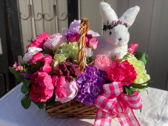 Spring Centerpiece, Easter Centerpiece, Bunny Centerpiece, Centerpiece for Dining Table, Easter Centerpiece for Table, Easter Decor,