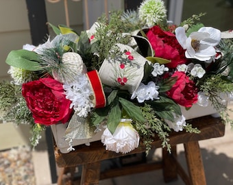 XL Christmas Table Centerpiece, Christmas Centerpiece with Flowers, Elegant Centerpiece for Winter, Large Christmas Centerpiece with Bow