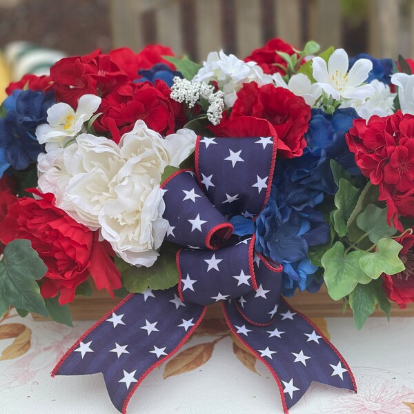 Patriotic Centerpiece, 4th of July Centerpiece, Red, White, Blue Centerpiece, Centerpiece for Table, Memorial Day Centerpiece, Centerpiece