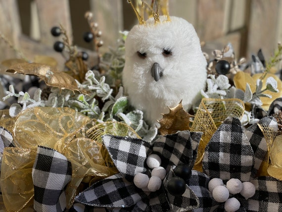 Christmas Centerpiece with Owl, Holiday Centerpiece, Best Seller, Winter Centerpiece, Christmas Table Arrangement, Holiday Arrangement