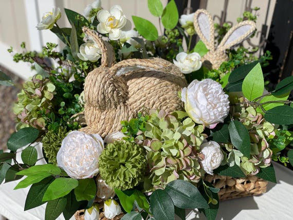 Easter Centerpieces, Spring Centerpieces, Bunny Centerpieces, Easter Arrangement with Bunnies, Elegant Centerpiece, Farmhouse Centerpiece