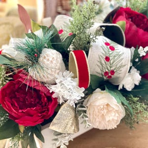 Christmas Centerpiece for Table, Holiday Table Centerpiece, Centerpiece for Table, Christmas Table Centerpiece, Winter Centerpiece