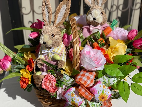 Easter Centerpiece, Spring Centerpiece, Bunny Centerpiece, Easter Centerpiece for Table, Large Easter Centerpiece, Spring Floral Arrangement