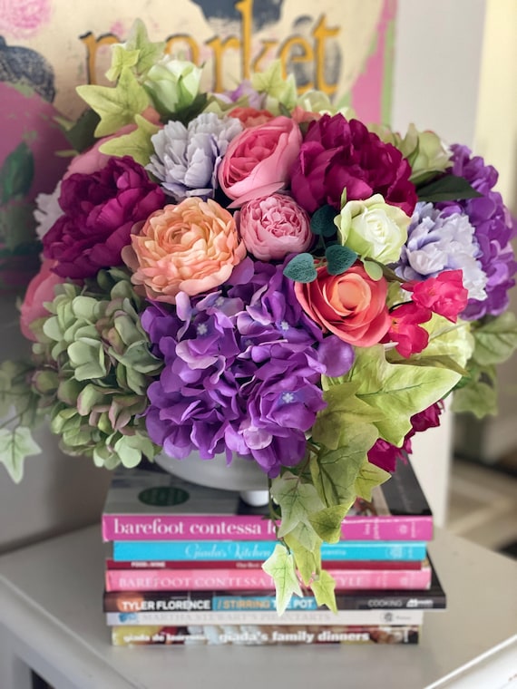 Luxurious artificial centerpiece arrangement, artificial flowers, centerpiece, spring arrangement, everyday arrangement, floral arrangement