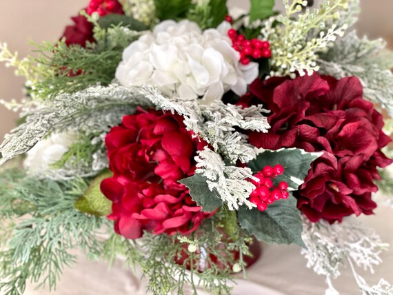 Centerpiece for Table, Winter Centerpiece for Dining Table, Winter Arrangement, Valentines Arrangement for Dining Table, Winter Centerpiece