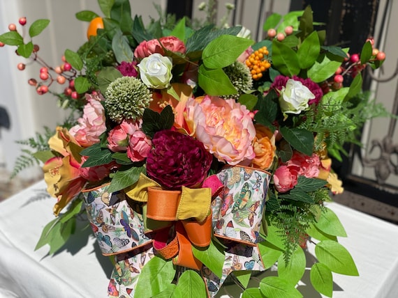 Everyday Centerpiece, Everyday Floral Arrangement, Centerpiece for Dining Table, Floral Table Arrangement, Elegant Floral Centerpiece,