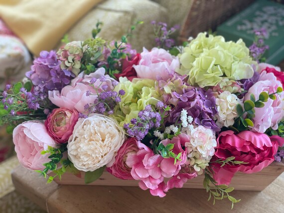 Centerpiece for table, Table Arrangement, Floral Table Arrangement, Floral Centerpiece,  Floral Arrangement, Everyday Centerpiece