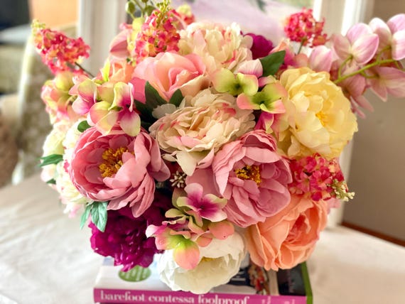 Luxurious artificial arrangement, everyday floral arrangement, centerpiece, orchid centerpiece, artificial arrangement, spring centerpiece