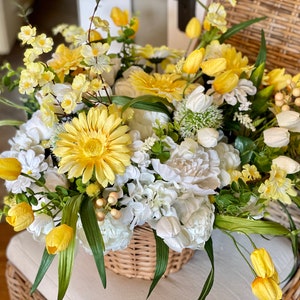 Floral Arrangement, Large Centerpiece, Table Centerpiece, Everyday Centerpiece, Floral Centerpiece, Artificial floral arrangement