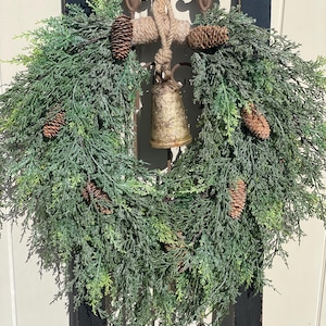 Cedar wreath for front door,  Wreath for door, Natural wreath for door, Holiday wreath, Winter wreath, Cedar wreath for front door