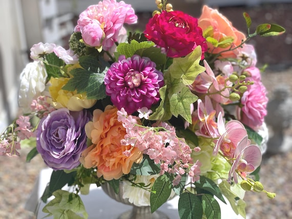 Artificial floral arrangement, elegant floral arrangement, large floral arrangement, centerpiece for table, floral arrangement for table