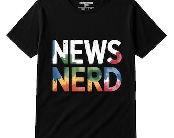 NEWS NERD Watercolor Minimalist Journalist T-Shirt, Unisex Writer Gift, Birthday Present for Book Lovers, Journalism Enthusiasts