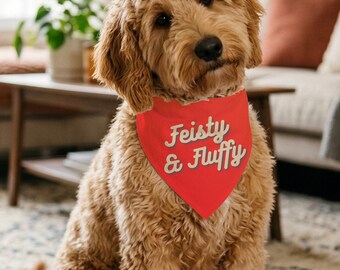 Freches und flauschiges Hundehalstuch – Stilvolles Haustieraccessoire – Lustige Haustierbekleidung – Feuchtigkeitsableitend – Leichtes Material – Halstuch aus recyceltem Polyester