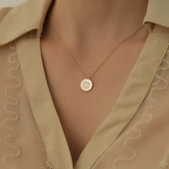 Sunflower Necklace , 14K Gold Plated Sunflower Necklace, Minimalist Necklace ,Graduation Gift, Birthday Gift, 14k gold chain necklace
