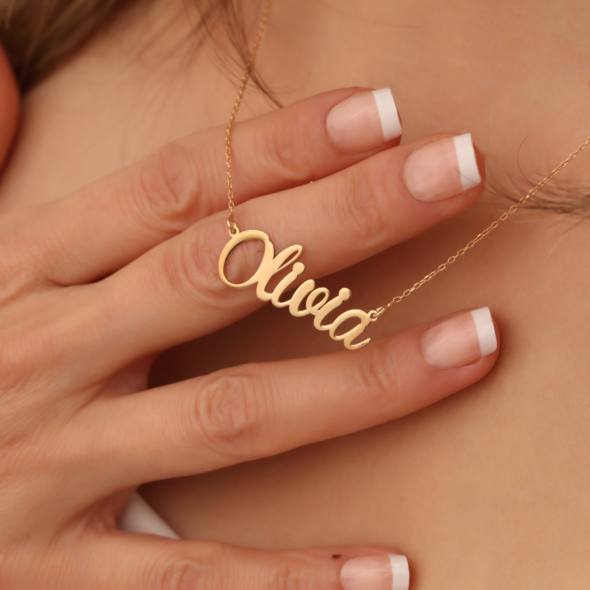 Artificial name pendant deals
