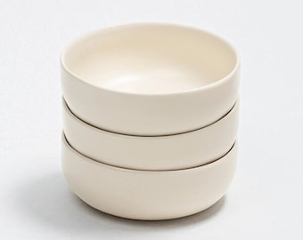 Bowl, kleine Suppenschüssel Schalen Set, 3x Schüssel in Eierschalen Weiß beige ø15cm - Handgemachte Keramik aus Portugal