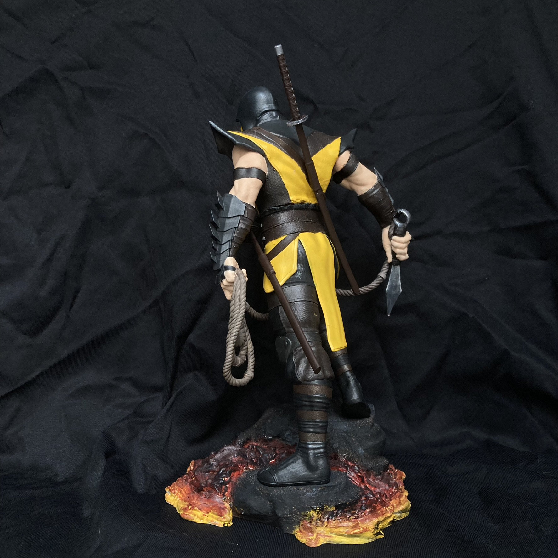 Scorpion 11.8'' Figure | Mortal Kombat Collectible | Video