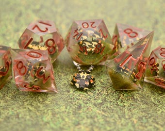 Red Knee Tarantula 7 Piece Handmade Dice Set RAW Sharp Edge Resin DnD dice B GRADE