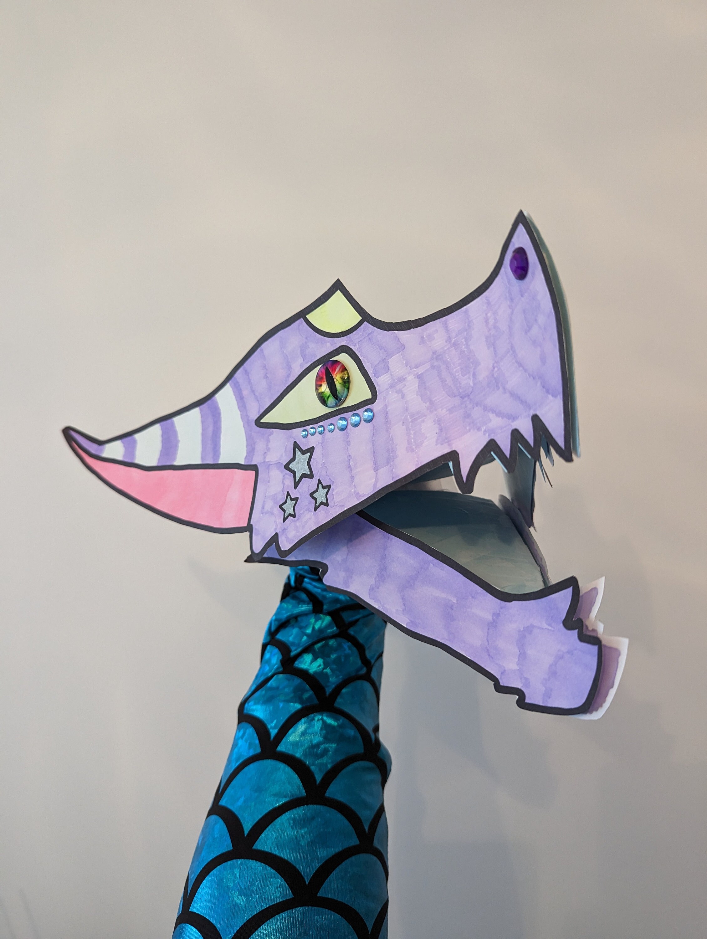 WATERCOLOR FUN - Accordion Dragon Puppet (age 5-8) — Creative World Art  Center