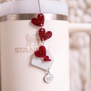 Dije de Stanley con carta de amor para el día de San Valentín, adorno para pajita de Stanley, accesorios de Stanley, Stanley personalizado, dije con nombre, dije de Stanley